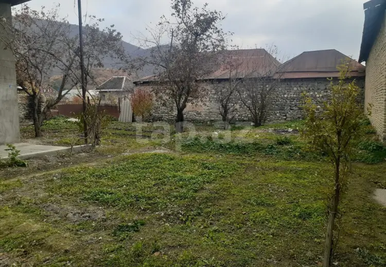 3 otaqlı mənzil , Şəki
