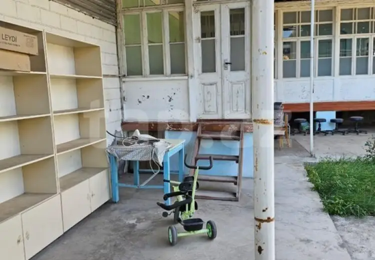 3 otaqlı mənzil , Şəki