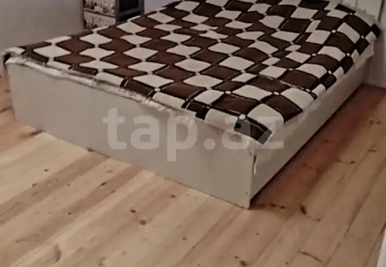 3 otaqlı mənzil , Şəki