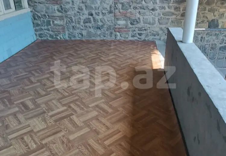3 otaqlı mənzil , Şəki