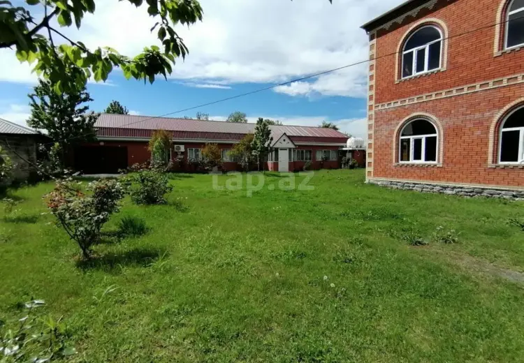 3 otaqlı mənzil , Balakən