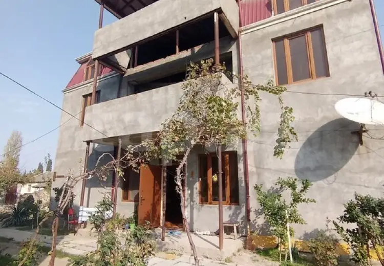 3 otaqlı mənzil , Mingəçevir