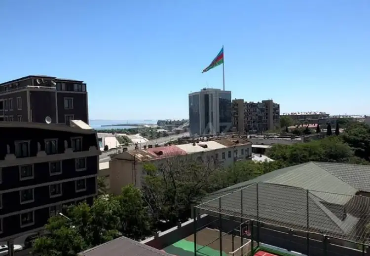 2 otaqlı mənzil Satılır, Bayıl qəs., Səbail, Bakı
