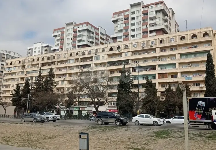 3 otaqlı mənzil , Bakı