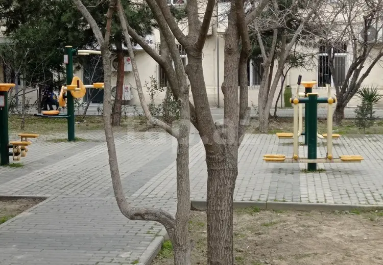 3 otaqlı mənzil , Bakı