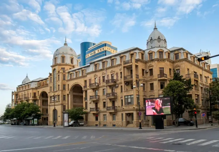 4 otaqlı mənzil Satılır, Sahil qəs., Nəsimi, Bakı
