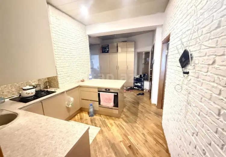 3 otaqlı mənzil , Bakı