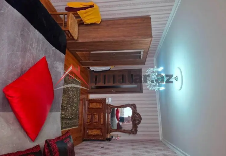 5 otaqlı mənzil Satılır, Gəncə