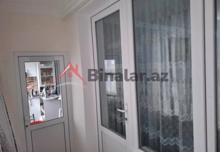 5 otaqlı mənzil Satılır, Gəncə