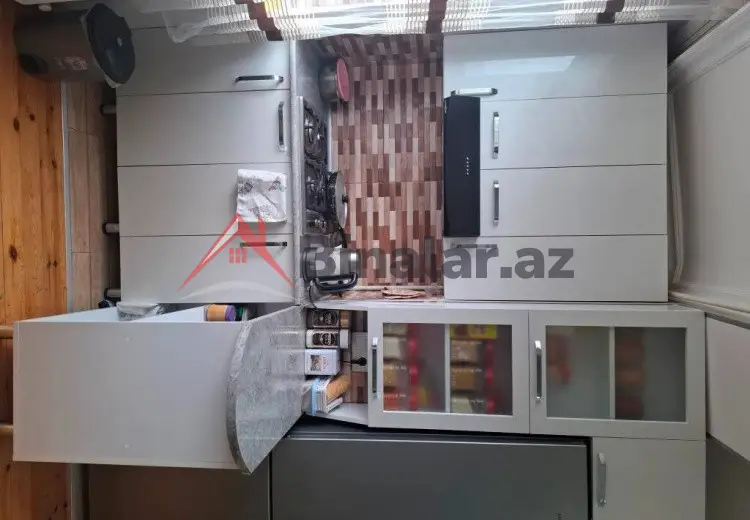 5 otaqlı mənzil Satılır, Gəncə
