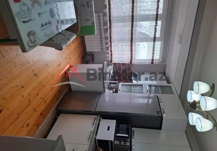 5 otaqlı mənzil Satılır, Gəncə