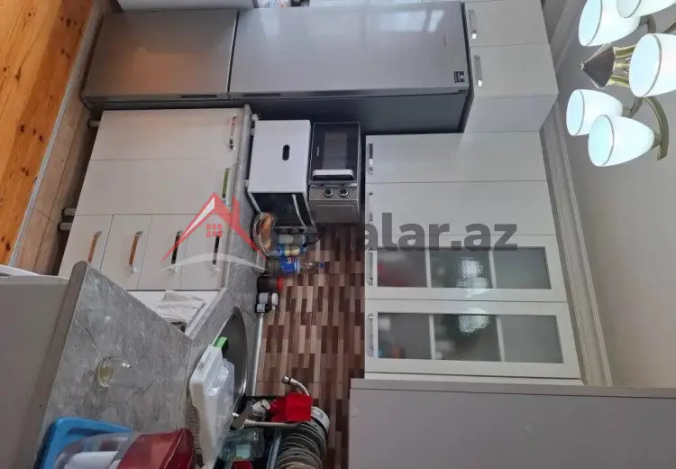 5 otaqlı mənzil Satılır, Gəncə