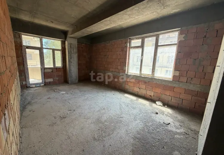 3 otaqlı mənzil , Bakı