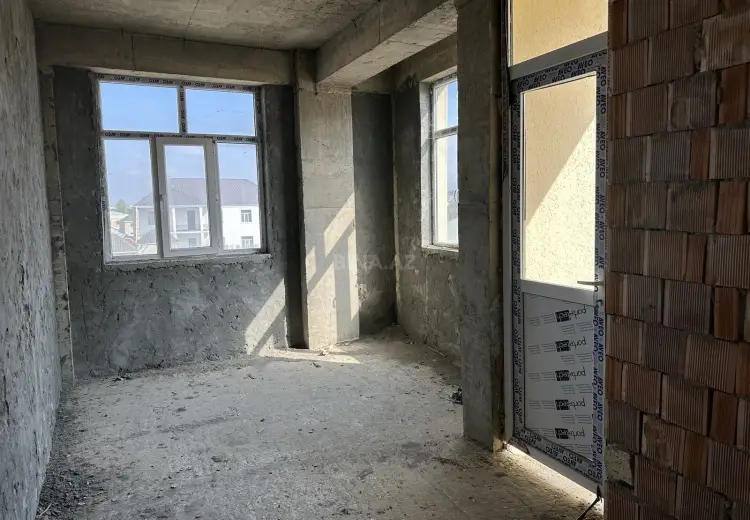 3 otaqlı mənzil Satılır, Gəncə