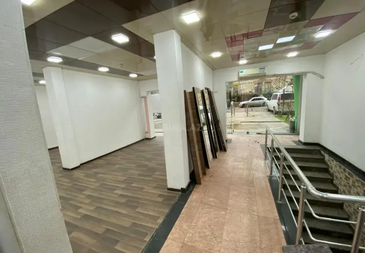 198 m² Obyekt / Ofis Satılır, 8-ci kilometr, Laçın