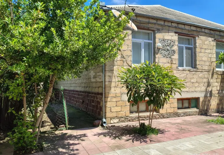 3 otaqlı mənzil , Gəncə