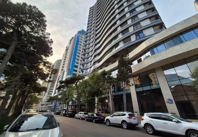 100 m² Obyekt / Ofis Satılır, Sahil qəs., Səbail, Bakı