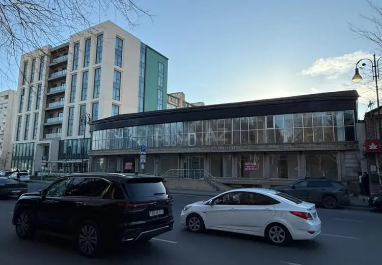 750 m² Obyekt / Ofis Satılır, Nərimanov, Bakı