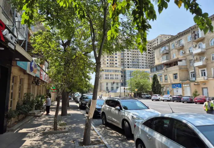 127 m² Obyekt / Ofis Satılır, Yasamal, Bakı
