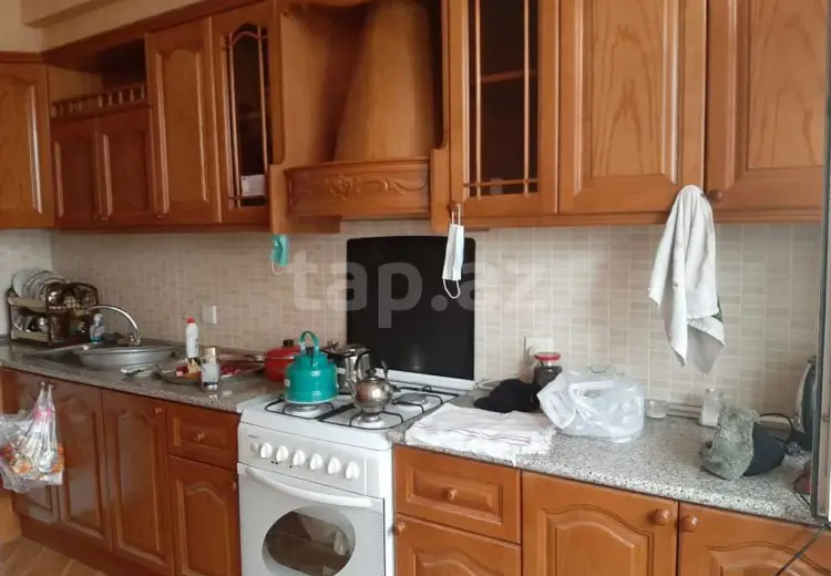 3 otaqlı mənzil , Bakı