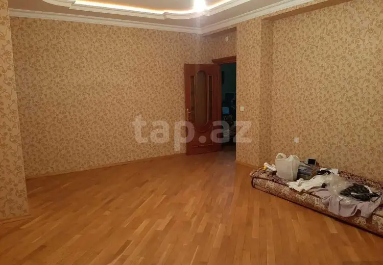 3 otaqlı mənzil , Bakı