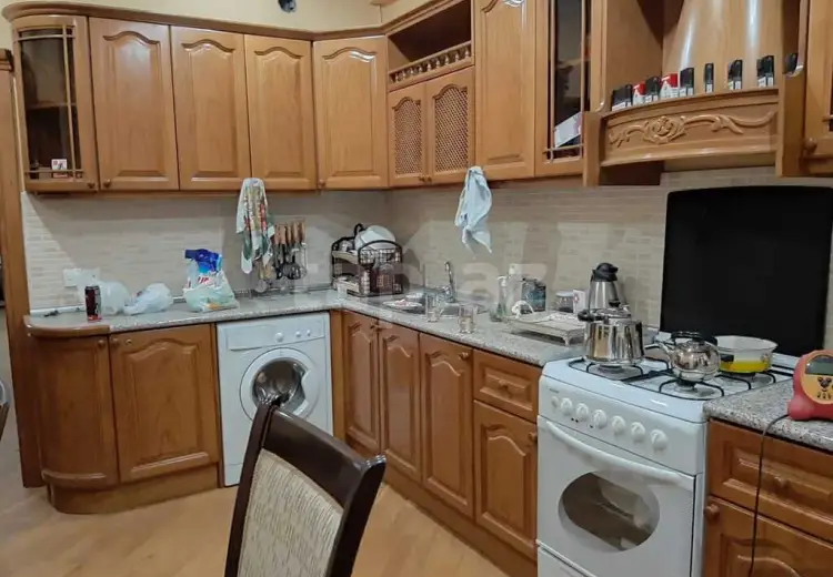 3 otaqlı mənzil , Bakı