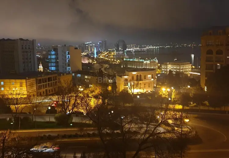 2 otaqlı mənzil Kirayə (aylıq), Səbail, Bakı