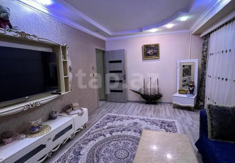 3 otaqlı mənzil , Bakı
