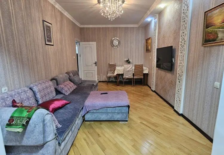 3 otaqlı mənzil Satılır, 8-ci mikrorayon, Binəqədi, Bakı