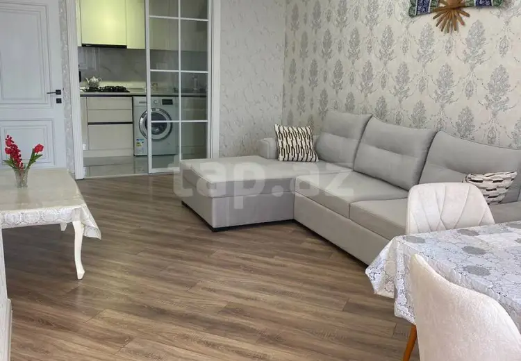 3 otaqlı mənzil , Bakı