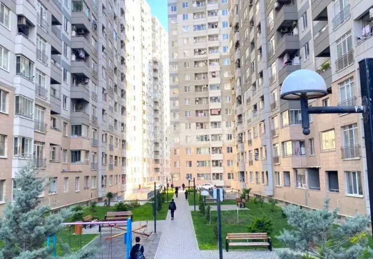 3 otaqlı mənzil , Bakı