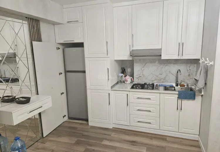 1 otaqlı mənzil Satılır, Gəncə