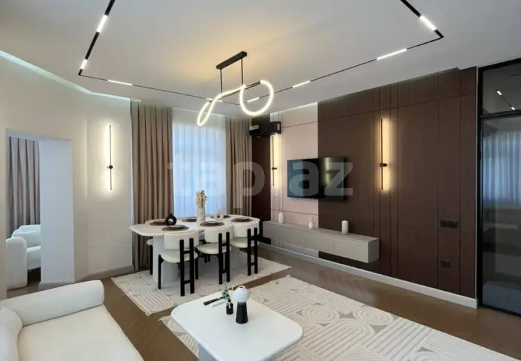 3 otaqlı mənzil , Bakı