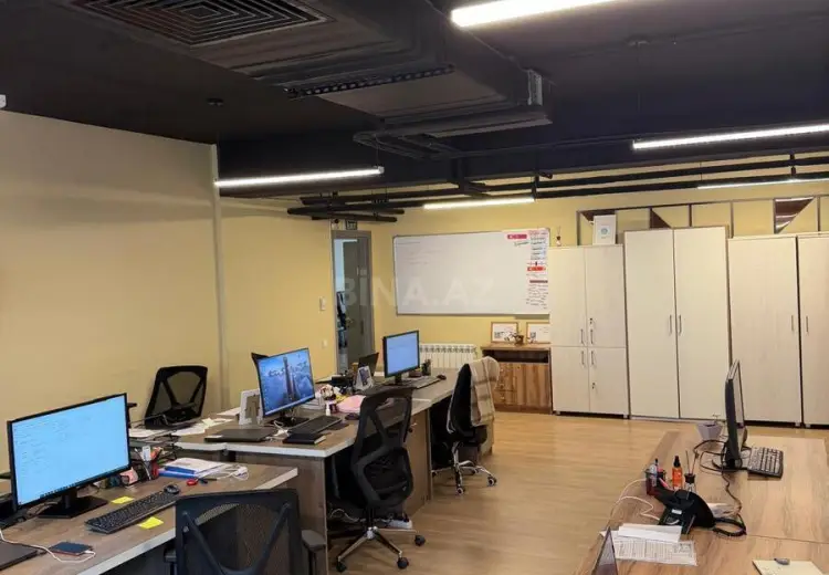 90 m² Obyekt / Ofis Kirayə (aylıq), Yasamal, Bakı