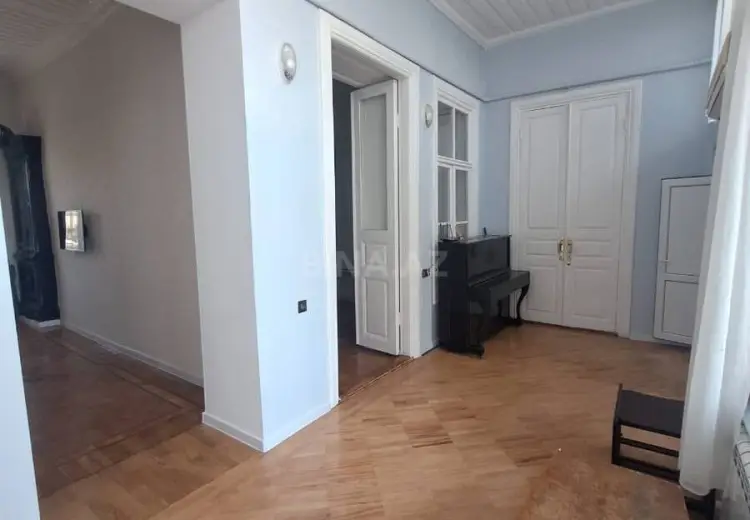 3 otaqlı mənzil Satılır, Sahil qəs., Səbail, Bakı