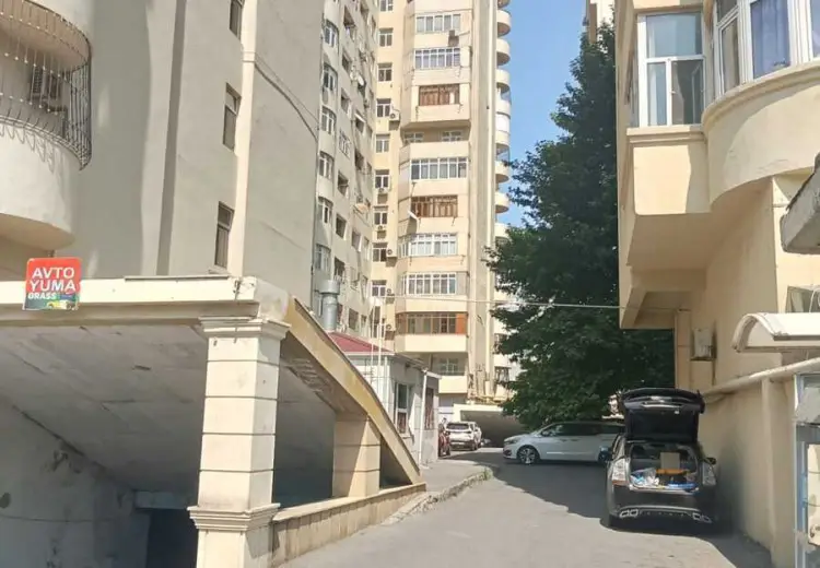 3 otaqlı mənzil Satılır, Yeni Yasamal qəs., Yasamal, Bakı