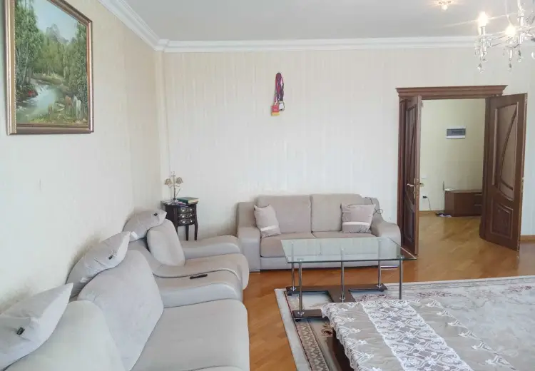 3 otaqlı mənzil Satılır, Yeni Yasamal qəs., Yasamal, Bakı