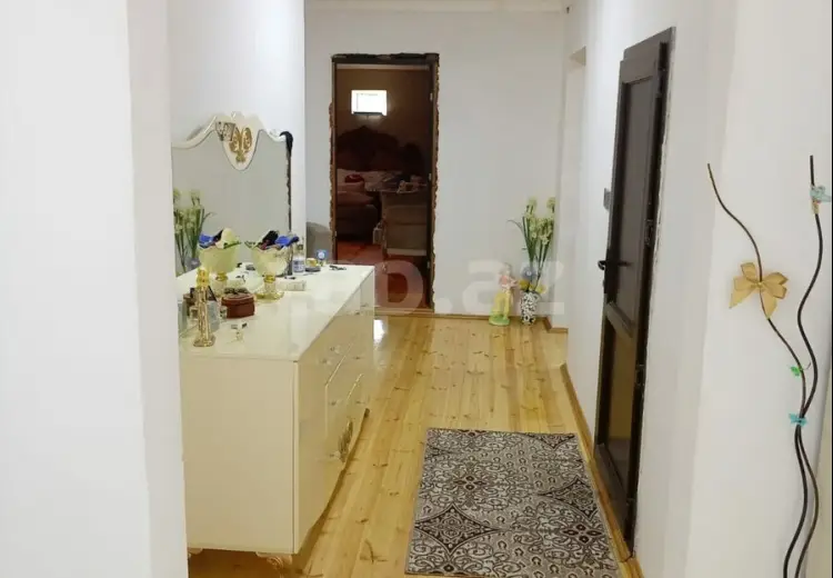 3 otaqlı mənzil , Siyəzən