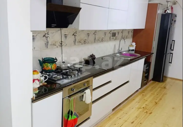 3 otaqlı mənzil , Siyəzən