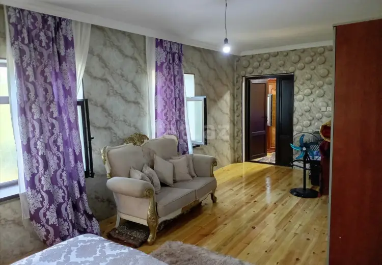 3 otaqlı mənzil , Siyəzən