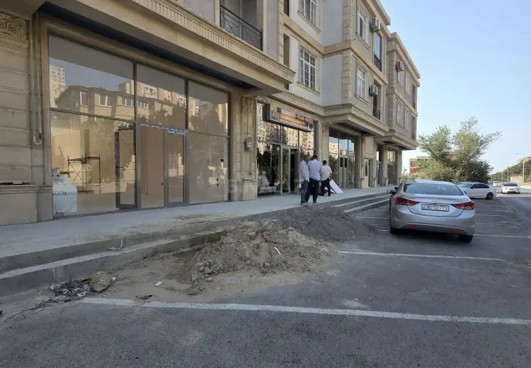 135 m² Obyekt / Ofis Satılır, Yeni Günəşli qəs., Suraxanı, Bakı