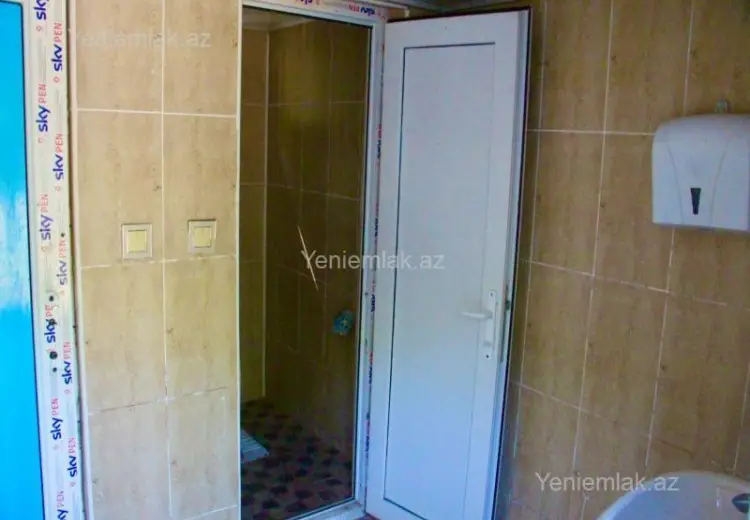 200 m² Obyekt / Ofis Satılır, Şabran