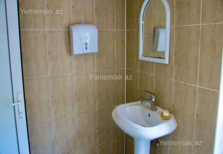 200 m² Obyekt / Ofis Satılır, Şabran
