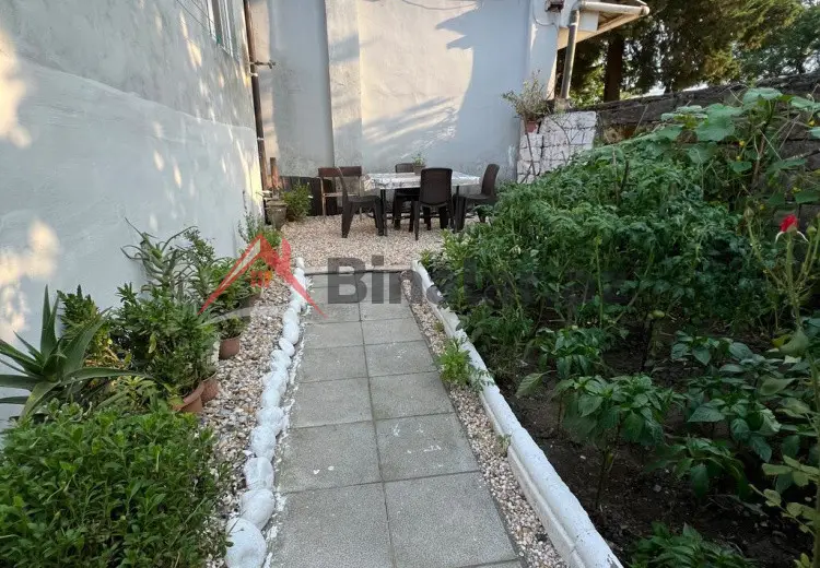 2 otaqlı mənzil Satılır, Astara
