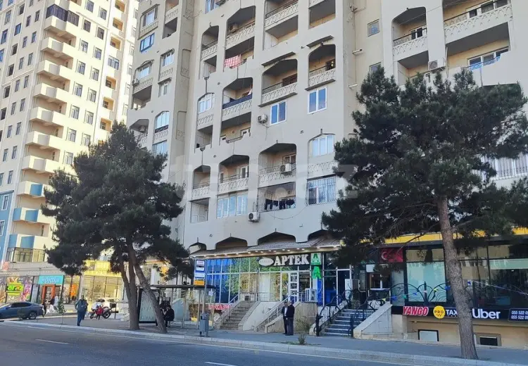 3 otaqlı mənzil , Bakı