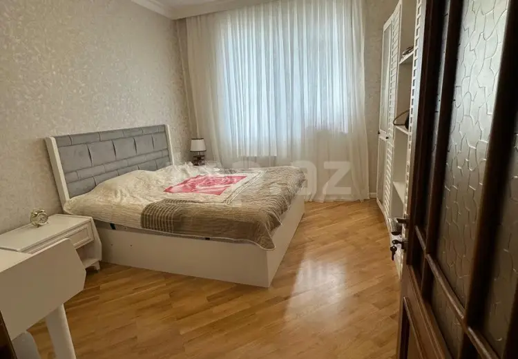 3 otaqlı mənzil , Badamdar qəs., Səbail, Bakı