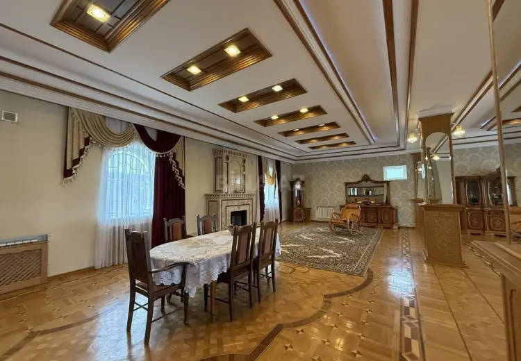 10 otaqlı mənzil Satılır, Badamdar qəs., Səbail, Bakı