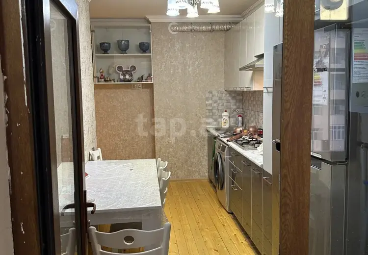 3 otaqlı mənzil , Xırdalan