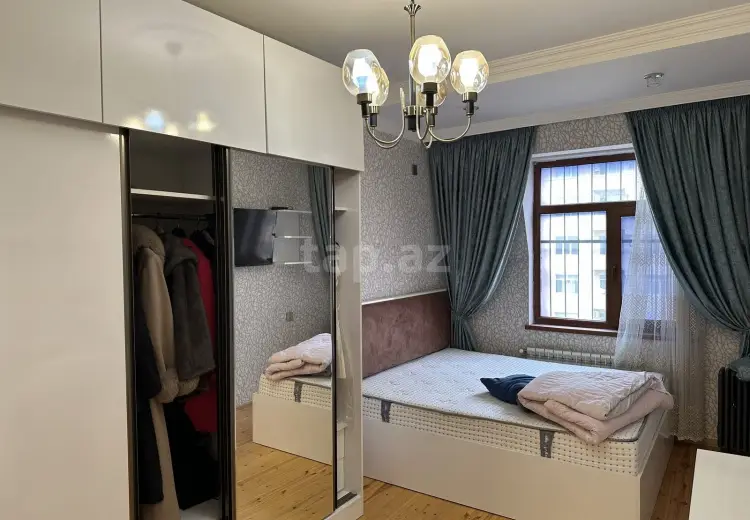 3 otaqlı mənzil , Xırdalan