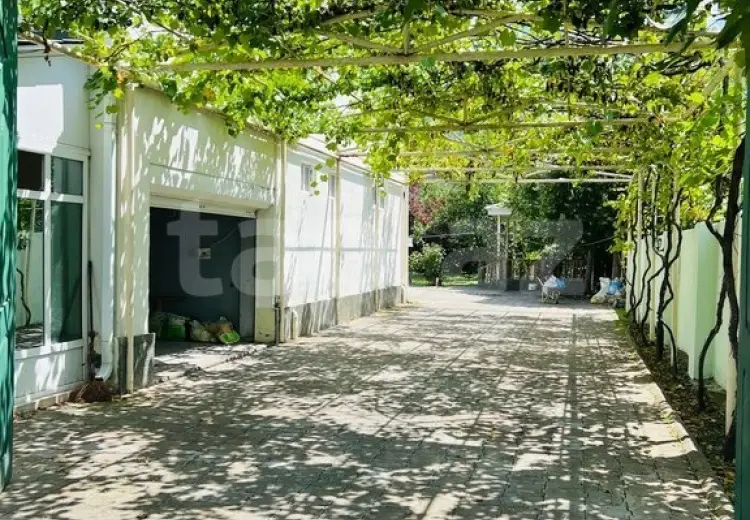 3 otaqlı mənzil , Qax